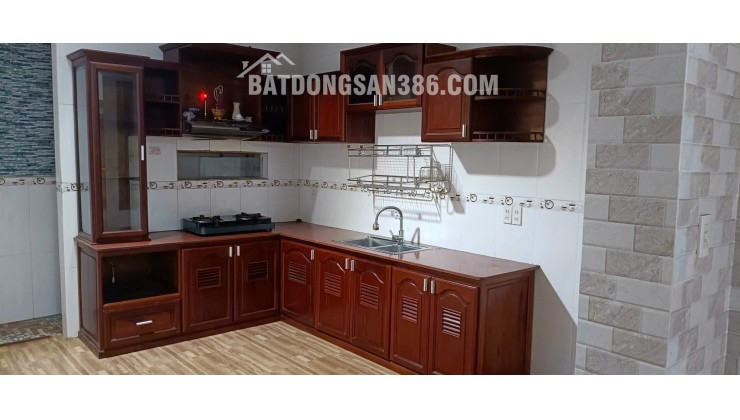Bán Nhà 4 Tầng 76m² – Gần Biển Trần Phú – Sổ Hoàn Công